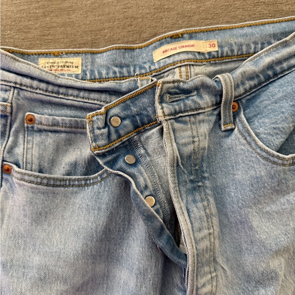 Levi’s Ribcage jeans - Picture 3 of 3